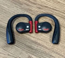 cleer audio arc ii sport earbuds review, Cleer Audio Arc Sport II Closeup