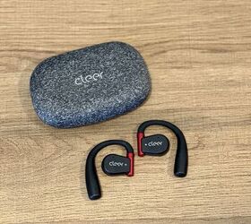 cleer audio arc ii sport earbuds review, Cleer Audio Arc II Sport Case