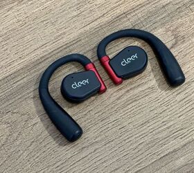 cleer audio arc ii sport earbuds review, Cleer Audio Arc II Sport Earbuds Closeup