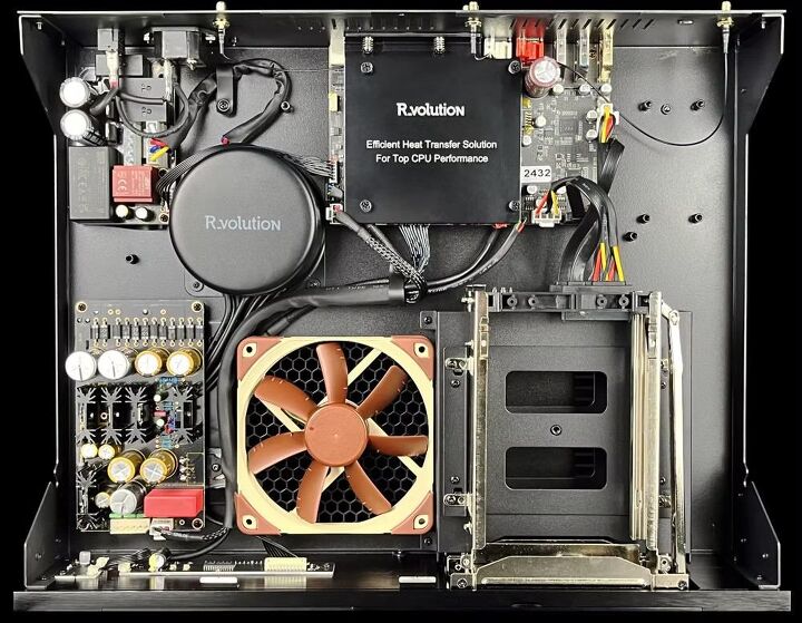 R_volution PlayerPro 8K Media Player Review | CE-Sphere