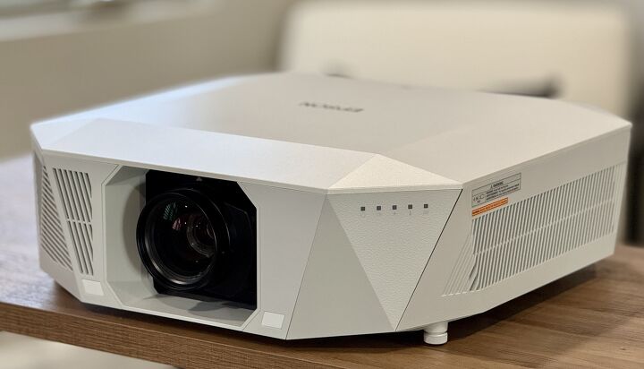 A Closer Look At One of the Brightest Projectors On The Market | CE-Sphere