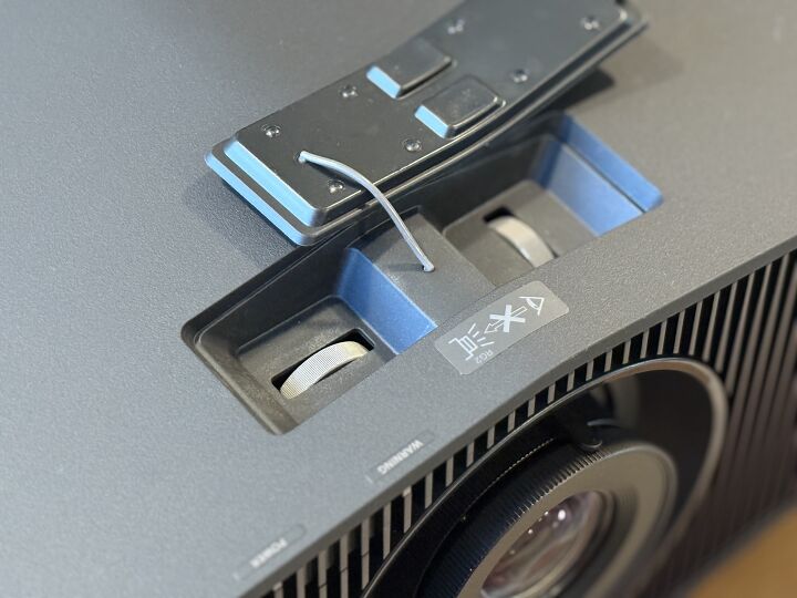 Last Projector Sony BRAVIA Projector 7 (VPL-XW5100ES) 4K Projector Review | CE-Sphere